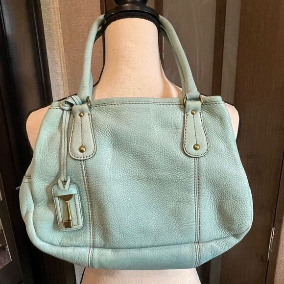 Fossil Leather Purse  - Picture 1 of 8